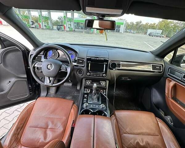 Синий Фольксваген Туарег, объемом двигателя 2.97 л и пробегом 245 тыс. км за 24500 $, фото 13 на Automoto.ua