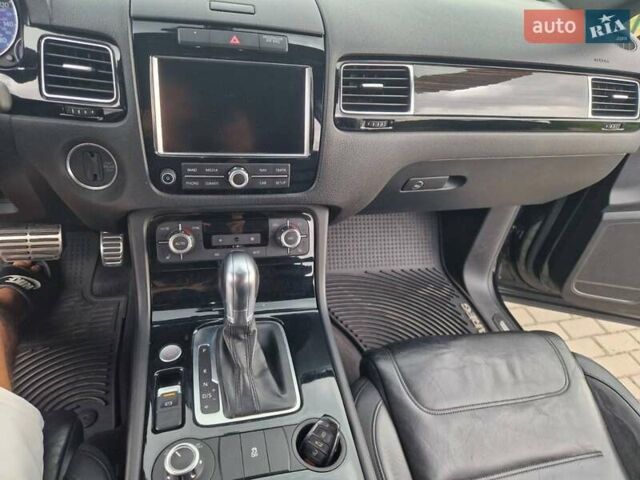 Синий Фольксваген Туарег, объемом двигателя 2.97 л и пробегом 310 тыс. км за 17400 $, фото 14 на Automoto.ua