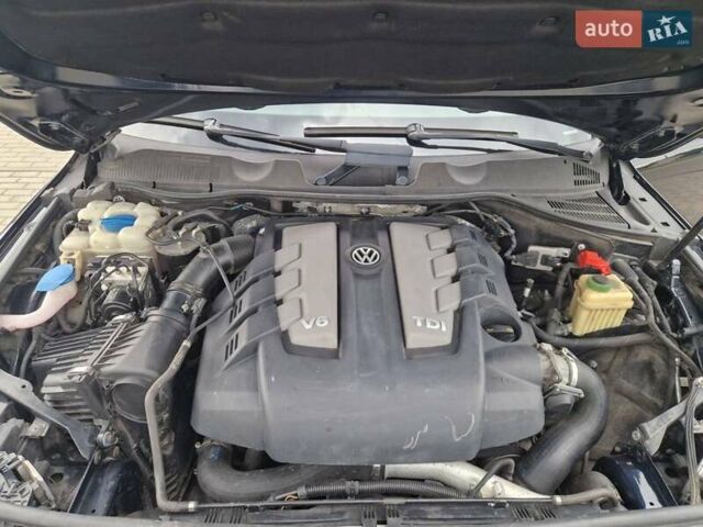Синий Фольксваген Туарег, объемом двигателя 2.97 л и пробегом 310 тыс. км за 17400 $, фото 27 на Automoto.ua