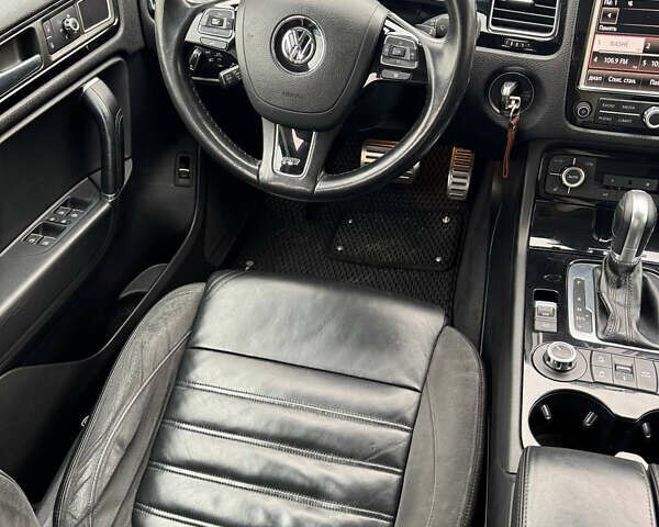 Синій Фольксваген Туарег, об'ємом двигуна 2.97 л та пробігом 237 тис. км за 23000 $, фото 30 на Automoto.ua