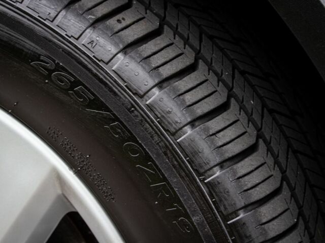 Синій Фольксваген Туарег, об'ємом двигуна 3 л та пробігом 211 тис. км за 15700 $, фото 5 на Automoto.ua