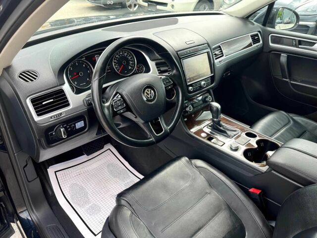 Синий Фольксваген Туарег, объемом двигателя 3 л и пробегом 79 тыс. км за 6500 $, фото 7 на Automoto.ua