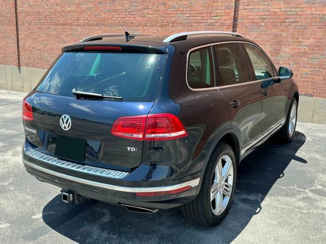 Синий Фольксваген Туарег, объемом двигателя 3 л и пробегом 79 тыс. км за 5100 $, фото 3 на Automoto.ua