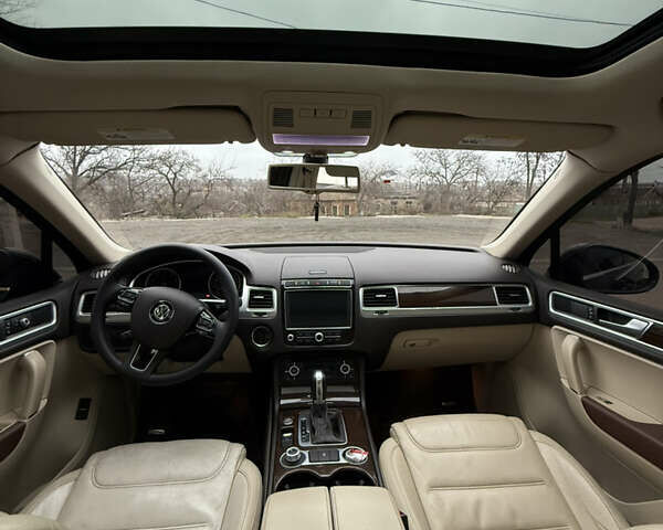 Синий Фольксваген Туарег, объемом двигателя 3.6 л и пробегом 369 тыс. км за 15000 $, фото 12 на Automoto.ua