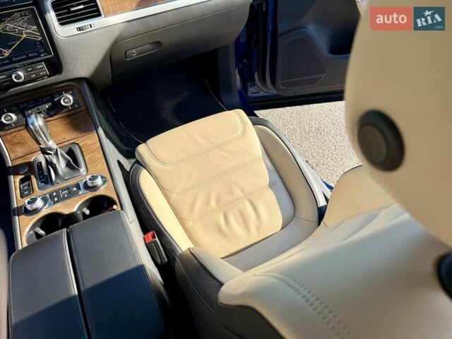 Синій Фольксваген Туарег, об'ємом двигуна 3 л та пробігом 160 тис. км за 29999 $, фото 29 на Automoto.ua