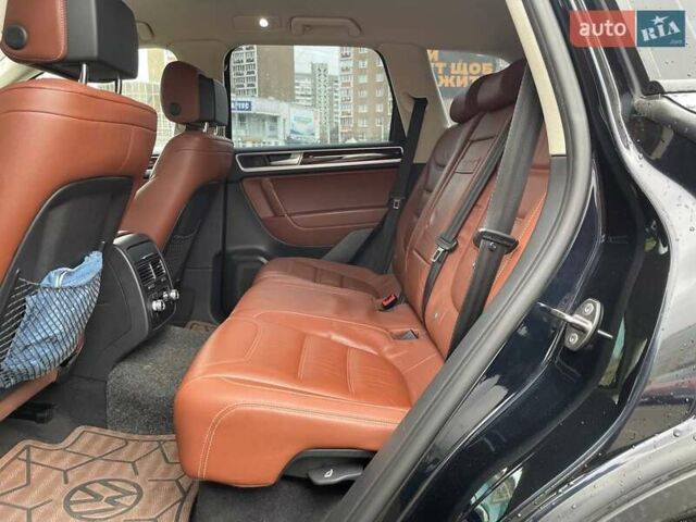 Синий Фольксваген Туарег, объемом двигателя 2.97 л и пробегом 294 тыс. км за 24990 $, фото 8 на Automoto.ua