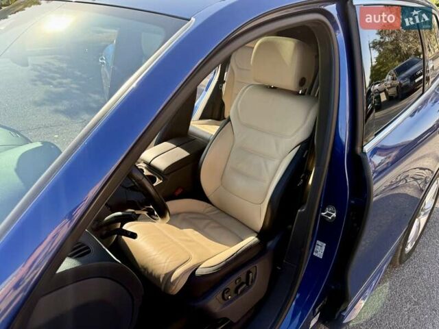 Синій Фольксваген Туарег, об'ємом двигуна 3 л та пробігом 160 тис. км за 29999 $, фото 22 на Automoto.ua