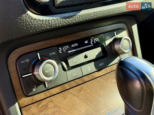 Синій Фольксваген Туарег, об'ємом двигуна 3 л та пробігом 160 тис. км за 29999 $, фото 36 на Automoto.ua