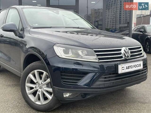 Синий Фольксваген Туарег, объемом двигателя 2.97 л и пробегом 294 тыс. км за 24990 $, фото 1 на Automoto.ua