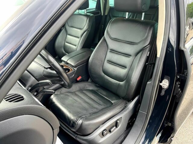 Синий Фольксваген Туарег, объемом двигателя 3 л и пробегом 79 тыс. км за 6500 $, фото 11 на Automoto.ua