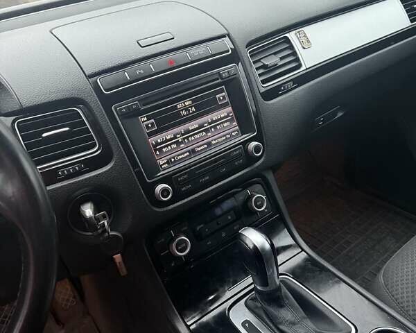 Синий Фольксваген Туарег, объемом двигателя 2.97 л и пробегом 136 тыс. км за 29300 $, фото 10 на Automoto.ua