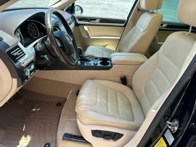 Синій Фольксваген Туарег, об'ємом двигуна 3 л та пробігом 74 тис. км за 7800 $, фото 8 на Automoto.ua