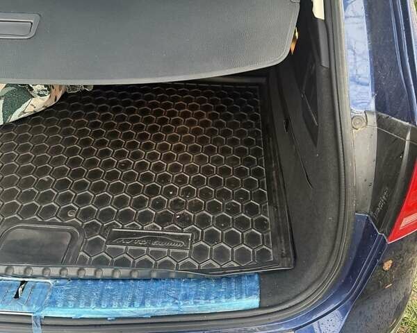 Синий Фольксваген Туарег, объемом двигателя 2.97 л и пробегом 136 тыс. км за 29300 $, фото 13 на Automoto.ua