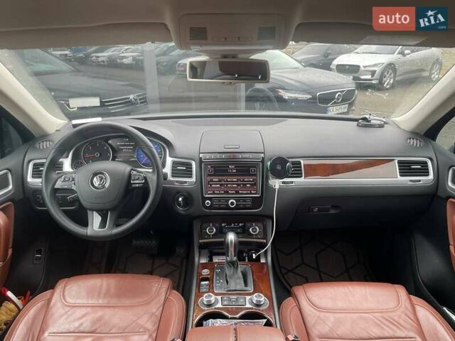 Синий Фольксваген Туарег, объемом двигателя 2.97 л и пробегом 294 тыс. км за 24990 $, фото 13 на Automoto.ua