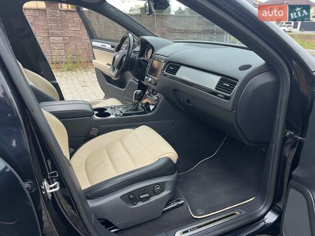 Фольксваген Туарег 2016 в Ровно на Automoto.ua Синий Фольксваген Туарег, объемом двигателя 3 л и пробегом 274 тыс. км за 25900 $, фото 21 на Automoto.ua