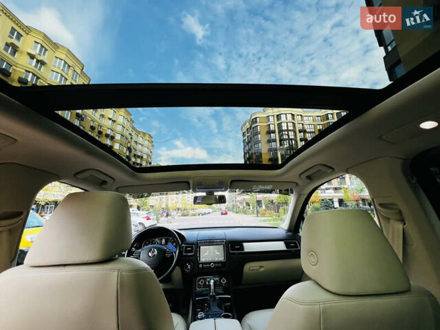 Синий Фольксваген Туарег, объемом двигателя 3 л и пробегом 182 тыс. км за 24900 $, фото 32 на Automoto.ua