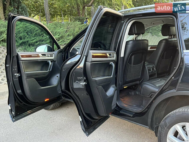 Синий Фольксваген Туарег, объемом двигателя 3 л и пробегом 102 тыс. км за 35900 $, фото 24 на Automoto.ua