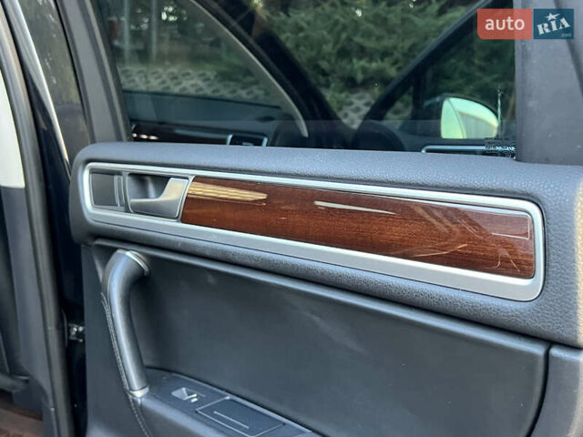 Синий Фольксваген Туарег, объемом двигателя 3 л и пробегом 102 тыс. км за 35900 $, фото 37 на Automoto.ua