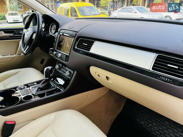 Синий Фольксваген Туарег, объемом двигателя 3 л и пробегом 182 тыс. км за 24900 $, фото 39 на Automoto.ua