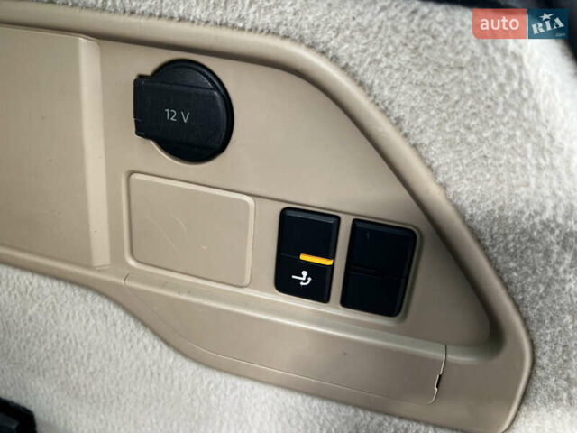 Синий Фольксваген Туарег, объемом двигателя 3 л и пробегом 182 тыс. км за 24900 $, фото 51 на Automoto.ua