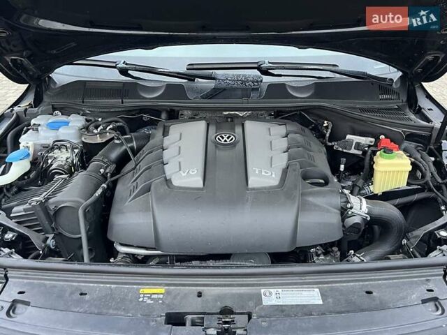 Фольксваген Туарег 2016 в Ровно на Automoto.ua Синий Фольксваген Туарег, объемом двигателя 3 л и пробегом 274 тыс. км за 25900 $, фото 88 на Automoto.ua