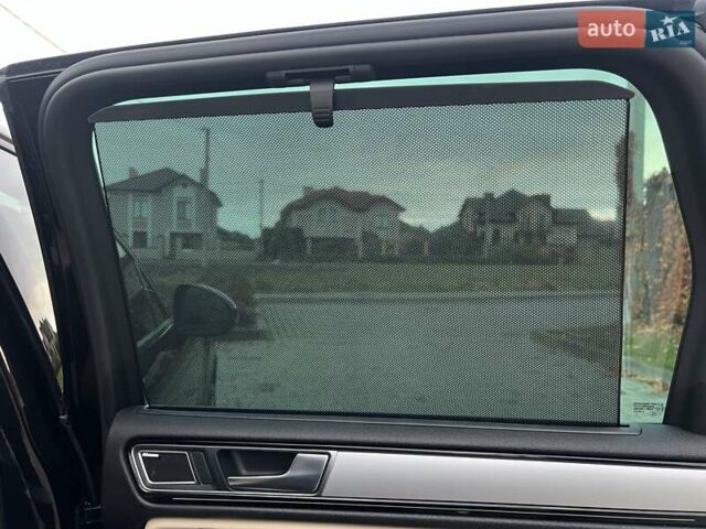 Фольксваген Туарег 2016 в Ровно на Automoto.ua Синий Фольксваген Туарег, объемом двигателя 3 л и пробегом 274 тыс. км за 25900 $, фото 69 на Automoto.ua