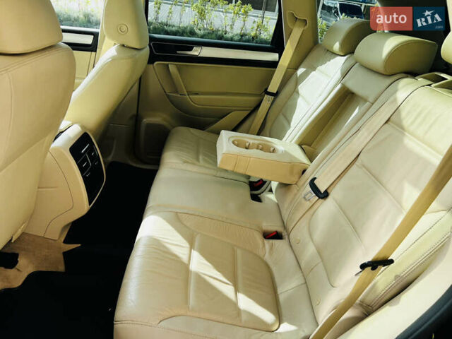 Синий Фольксваген Туарег, объемом двигателя 3 л и пробегом 182 тыс. км за 24900 $, фото 44 на Automoto.ua