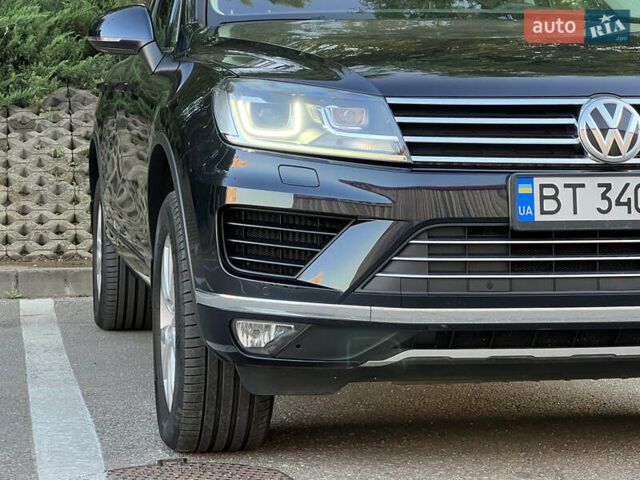 Синий Фольксваген Туарег, объемом двигателя 3 л и пробегом 102 тыс. км за 35900 $, фото 5 на Automoto.ua