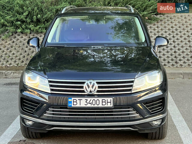 Синий Фольксваген Туарег, объемом двигателя 3 л и пробегом 102 тыс. км за 35900 $, фото 4 на Automoto.ua