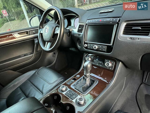 Синий Фольксваген Туарег, объемом двигателя 3 л и пробегом 102 тыс. км за 35900 $, фото 44 на Automoto.ua
