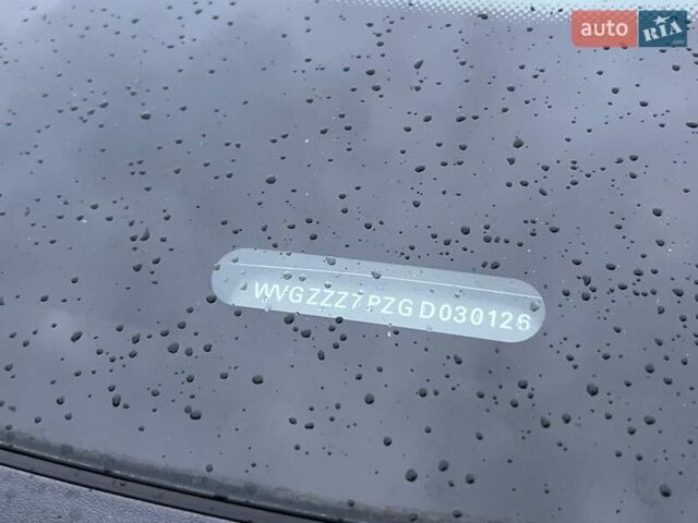 Фольксваген Туарег 2016 в Ровно на Automoto.ua Синий Фольксваген Туарег, объемом двигателя 3 л и пробегом 274 тыс. км за 25900 $, фото 91 на Automoto.ua