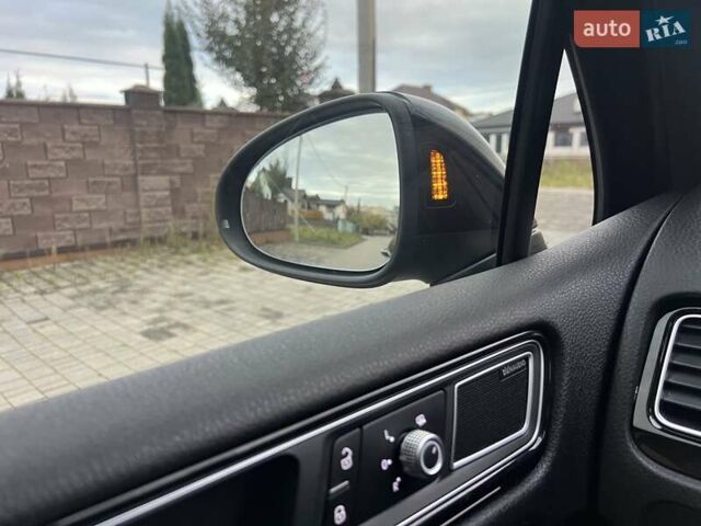 Фольксваген Туарег 2016 в Ровно на Automoto.ua Синий Фольксваген Туарег, объемом двигателя 3 л и пробегом 274 тыс. км за 25900 $, фото 42 на Automoto.ua