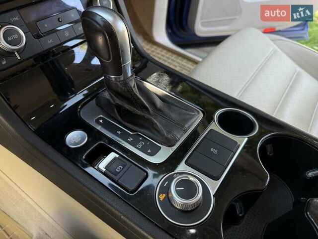 Синий Фольксваген Туарег, объемом двигателя 3.6 л и пробегом 123 тыс. км за 18999 $, фото 24 на Automoto.ua