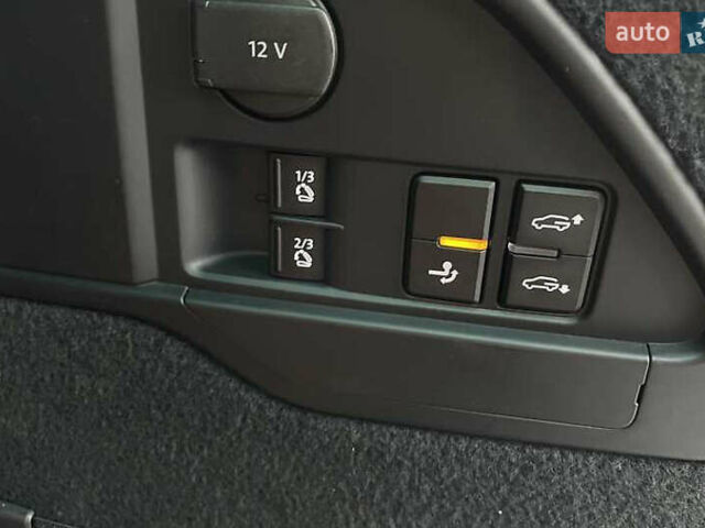 Синий Фольксваген Туарег, объемом двигателя 2.97 л и пробегом 106 тыс. км за 24700 $, фото 23 на Automoto.ua