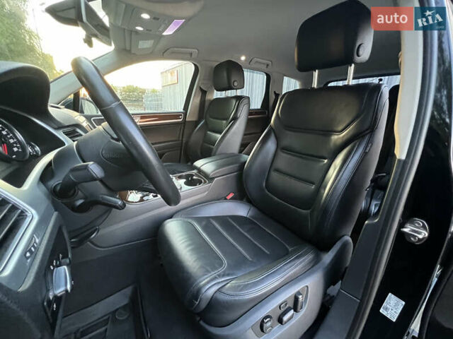 Синий Фольксваген Туарег, объемом двигателя 3 л и пробегом 102 тыс. км за 35900 $, фото 29 на Automoto.ua