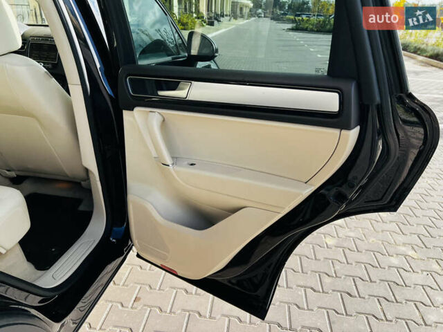 Синий Фольксваген Туарег, объемом двигателя 3 л и пробегом 182 тыс. км за 24900 $, фото 45 на Automoto.ua