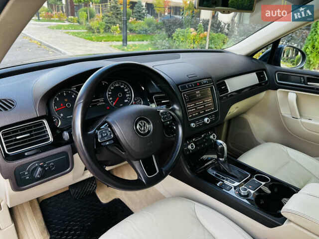 Синий Фольксваген Туарег, объемом двигателя 3 л и пробегом 182 тыс. км за 24900 $, фото 22 на Automoto.ua