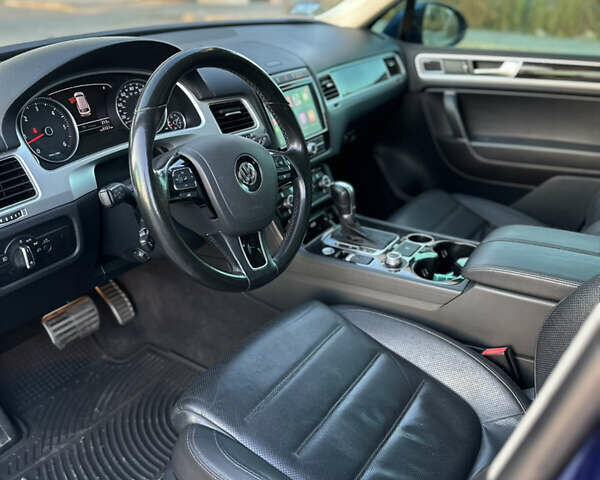 Синій Фольксваген Туарег, об'ємом двигуна 3 л та пробігом 151 тис. км за 24900 $, фото 15 на Automoto.ua