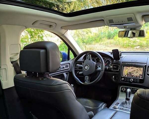 Синий Фольксваген Туарег, объемом двигателя 3 л и пробегом 152 тыс. км за 29000 $, фото 3 на Automoto.ua