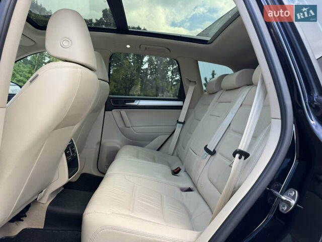 Синий Фольксваген Туарег, объемом двигателя 3 л и пробегом 182 тыс. км за 24900 $, фото 14 на Automoto.ua