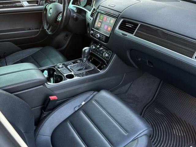 Синий Фольксваген Туарег, объемом двигателя 3 л и пробегом 151 тыс. км за 24999 $, фото 3 на Automoto.ua