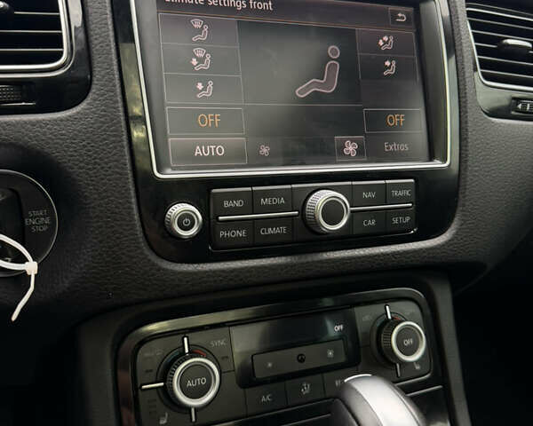 Синий Фольксваген Туарег, объемом двигателя 3.6 л и пробегом 50 тыс. км за 19900 $, фото 65 на Automoto.ua