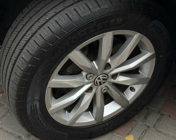 Синий Фольксваген Туарег, объемом двигателя 3.6 л и пробегом 50 тыс. км за 19900 $, фото 50 на Automoto.ua