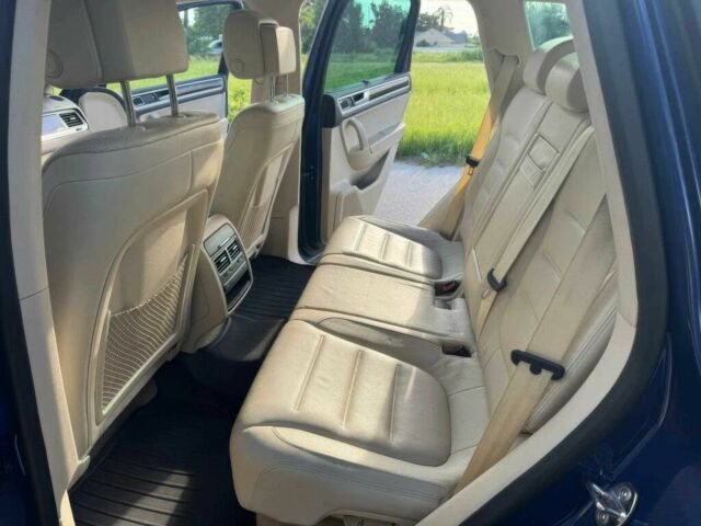 Синій Фольксваген Туарег, об'ємом двигуна 3.6 л та пробігом 51 тис. км за 4100 $, фото 12 на Automoto.ua