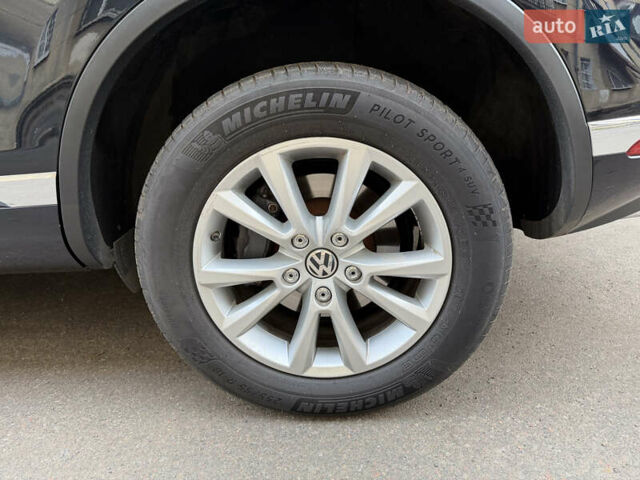 Синій Фольксваген Туарег, об'ємом двигуна 2.97 л та пробігом 114 тис. км за 36200 $, фото 14 на Automoto.ua