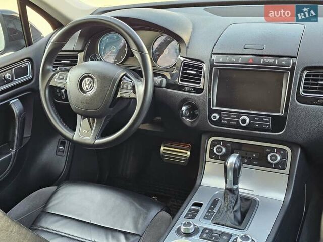 Синій Фольксваген Туарег, об'ємом двигуна 3 л та пробігом 199 тис. км за 27999 $, фото 12 на Automoto.ua