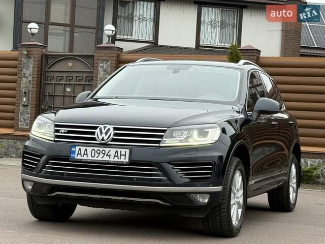Синий Фольксваген Туарег, объемом двигателя 2.97 л и пробегом 196 тыс. км за 29999 $, фото 2 на Automoto.ua