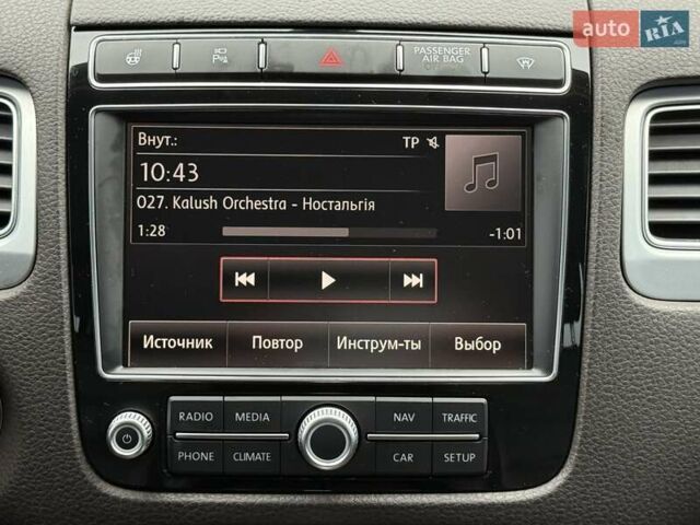 Синий Фольксваген Туарег, объемом двигателя 2.97 л и пробегом 196 тыс. км за 29999 $, фото 62 на Automoto.ua