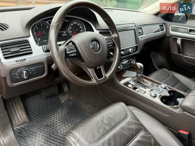 Синий Фольксваген Туарег, объемом двигателя 2.97 л и пробегом 196 тыс. км за 29999 $, фото 46 на Automoto.ua