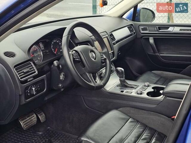 Синій Фольксваген Туарег, об'ємом двигуна 3 л та пробігом 199 тис. км за 27999 $, фото 28 на Automoto.ua